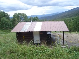 Shower House at Baldy